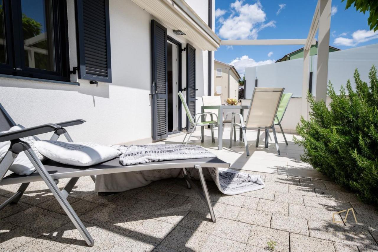 Apartments Iskra Malinska Εξωτερικό φωτογραφία